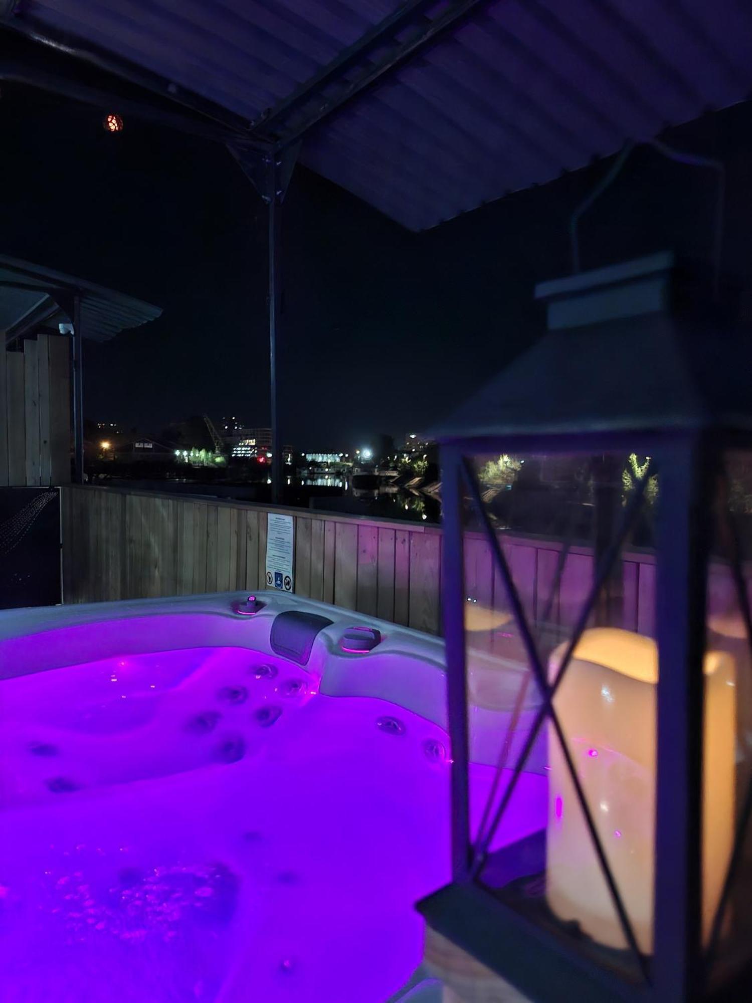La Peniche De Fabrice Avec Jacuzzi Privatif Apartment Strasbourg Ngoại thất bức ảnh