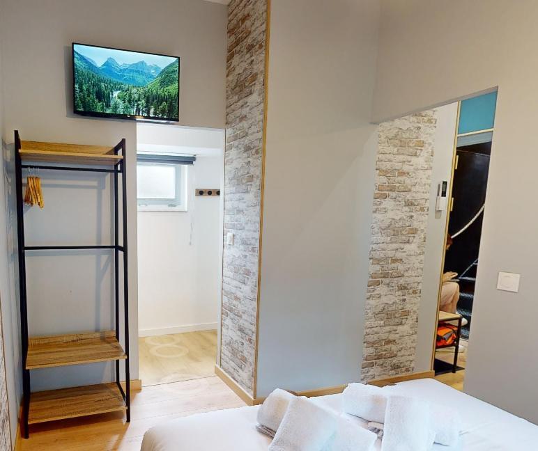 La Peniche De Fabrice Avec Jacuzzi Privatif Apartment Strasbourg Phòng bức ảnh