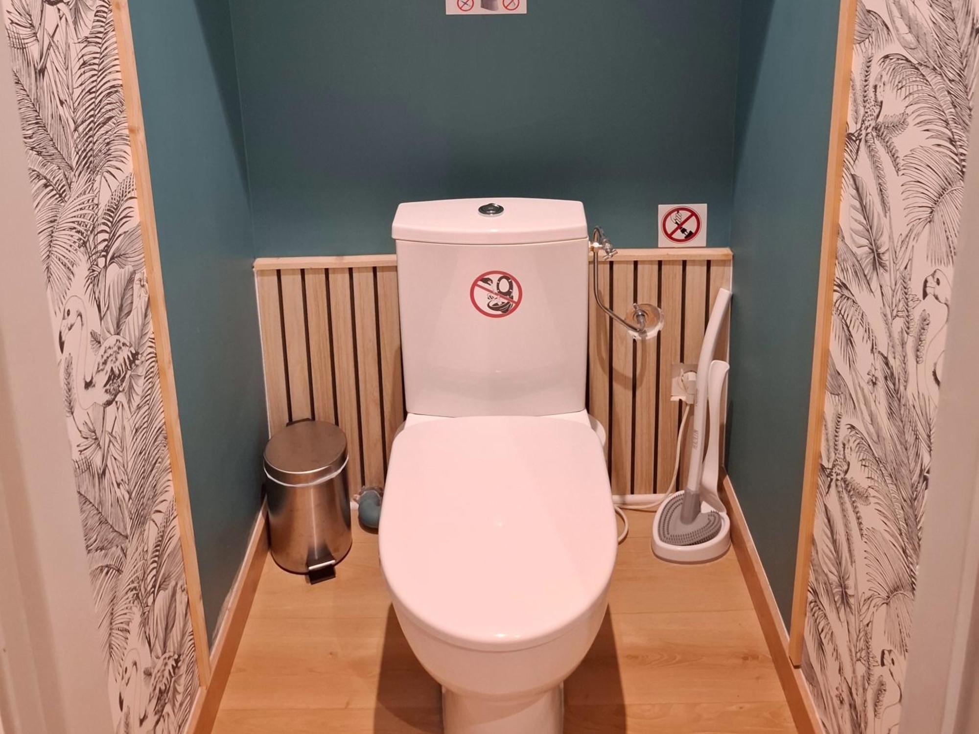 La Peniche De Fabrice Avec Jacuzzi Privatif Apartment Strasbourg Phòng bức ảnh