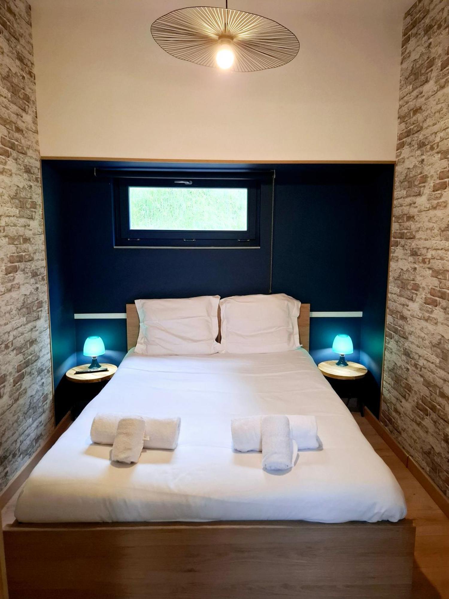 La Peniche De Fabrice Avec Jacuzzi Privatif Apartment Strasbourg Phòng bức ảnh